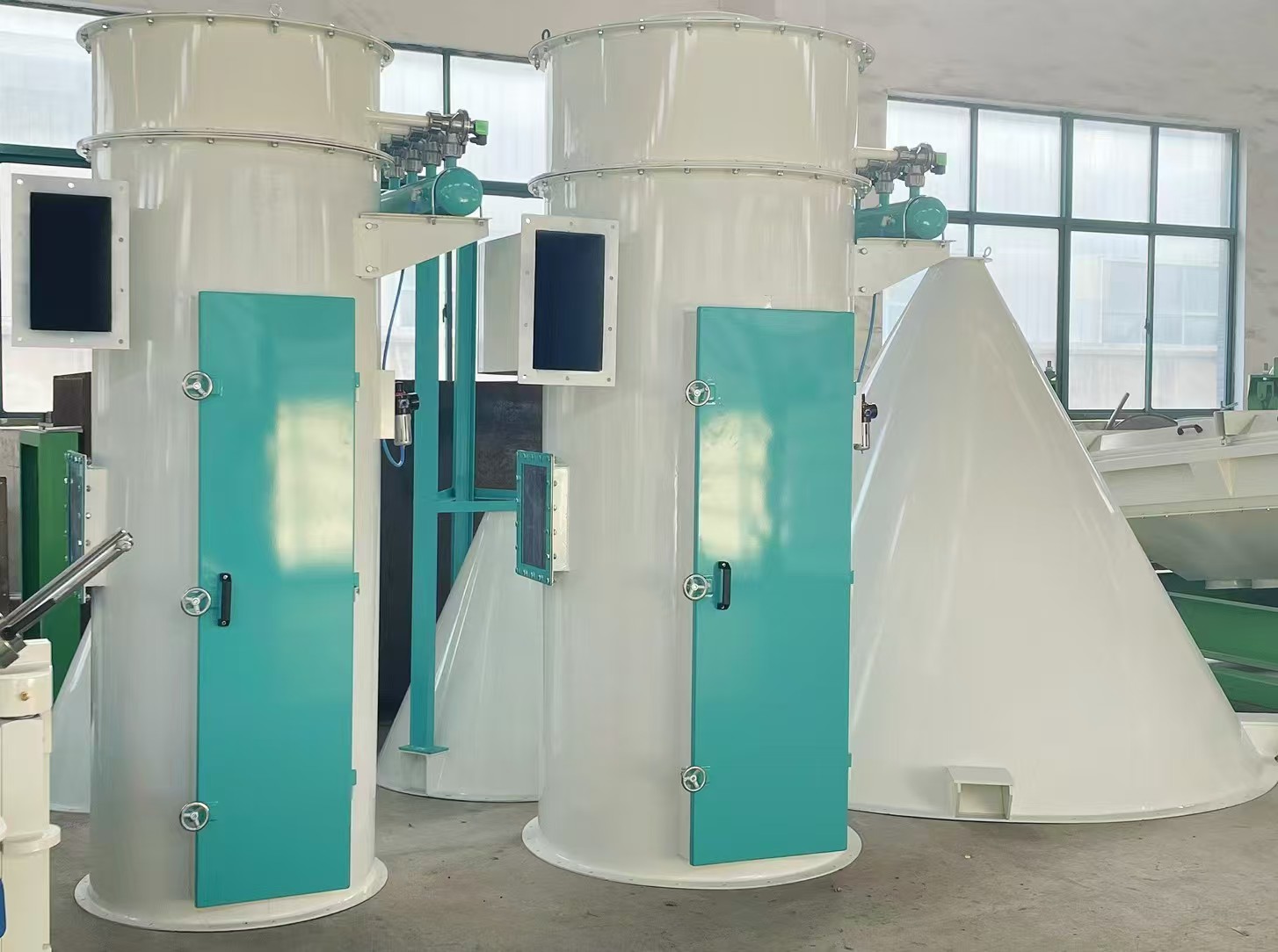 圆筒脉冲除尘器